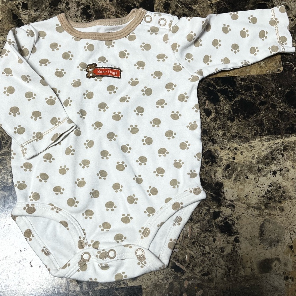 Carter’s Unisex Babies Onesie Size 3months